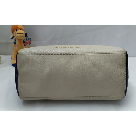 Marc By Marc Jacobs Ivory Pebbled Leather Double Handle Tote Shoulder Bag - Picture 6 of 15